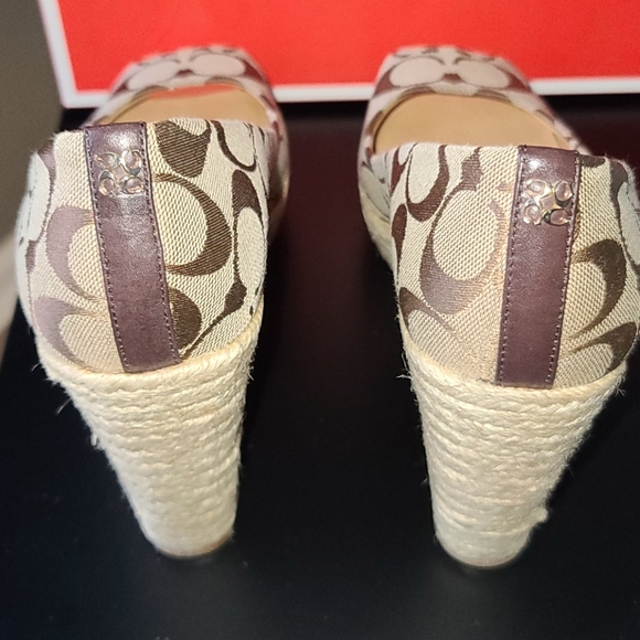 Wedges - Picture 8 of 8